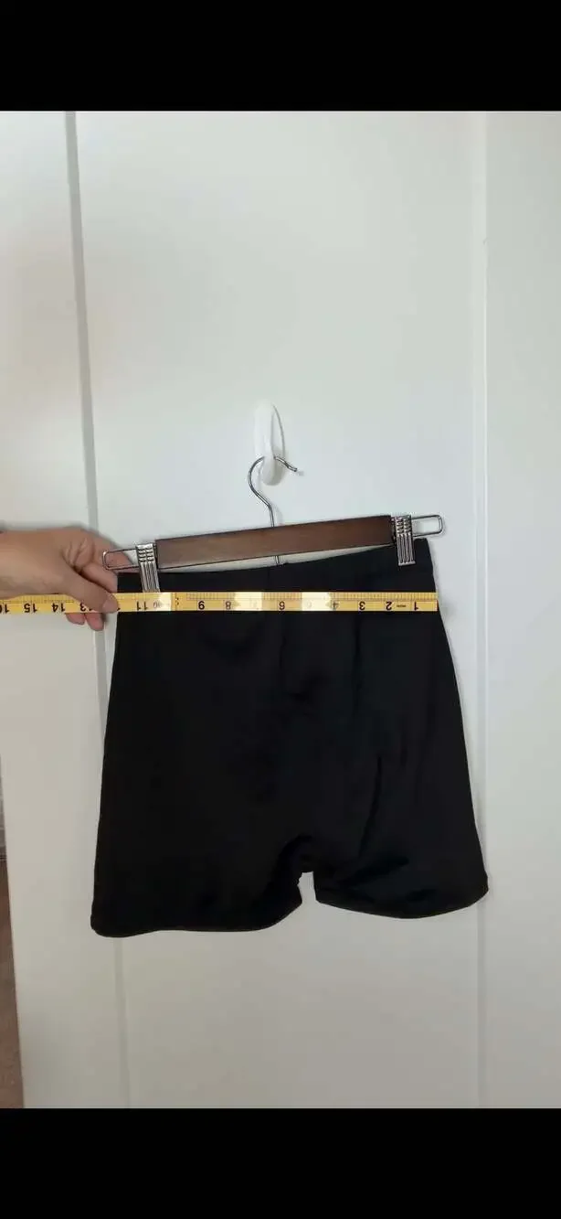 SKIMS Swim Shorts Black Size S